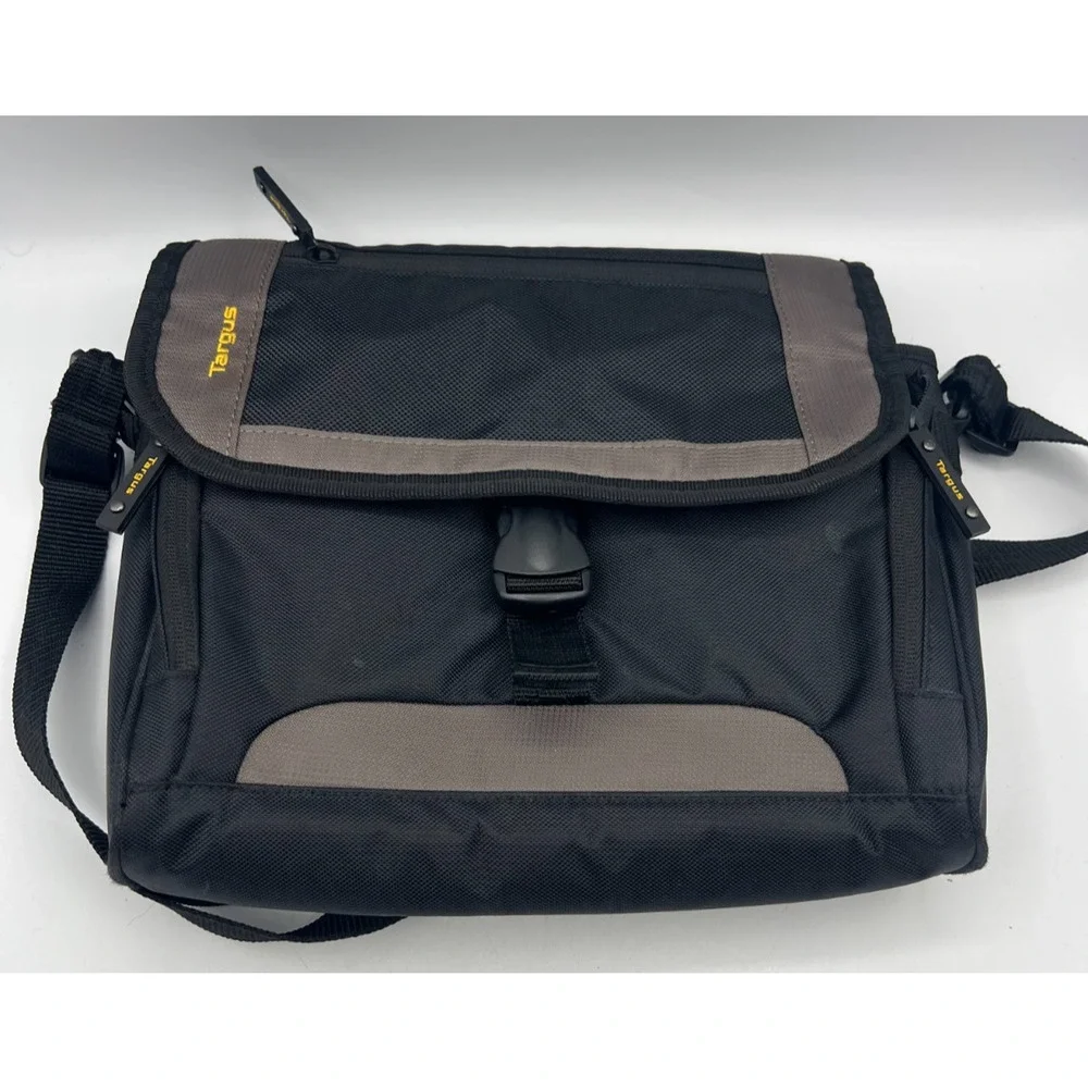 Targus Black Gray Laptop Messenger Shoulder Bag Padded Organizer Adjust Strap